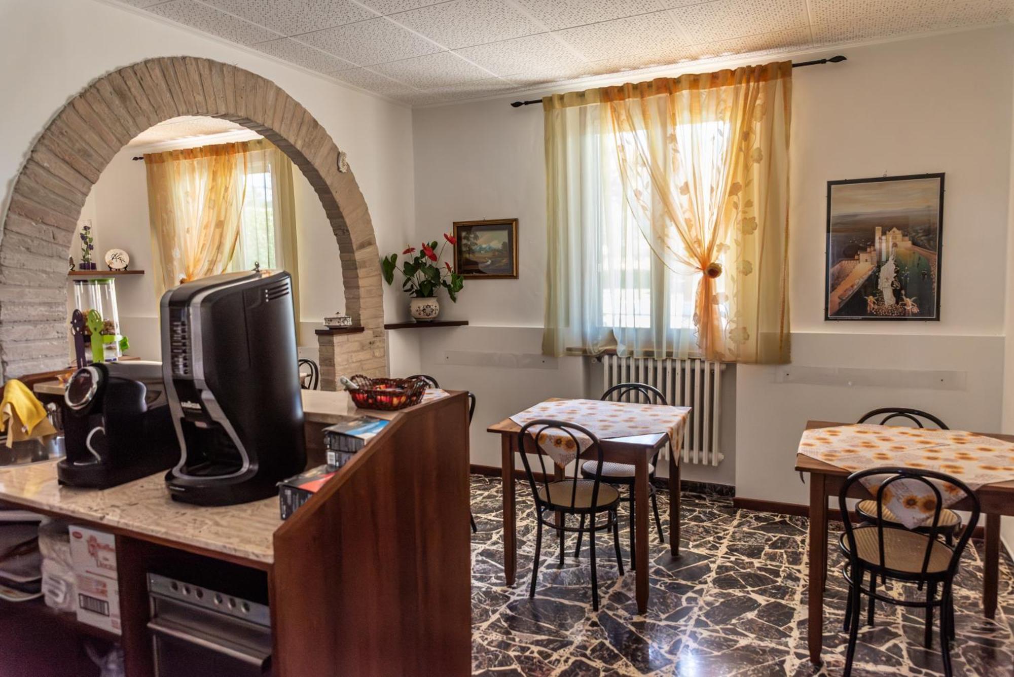 Agriturismo Il Girasole Ассізі Екстер'єр фото